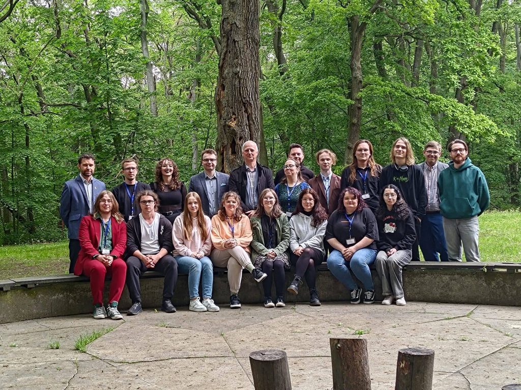 Sympozjum w Jeziorach kolo2